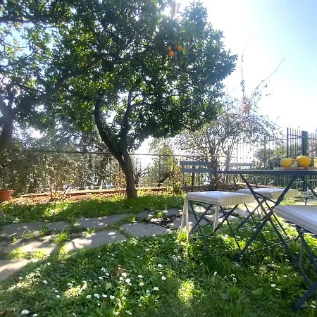 아파트 Casaviva Seaview Apt With Garden